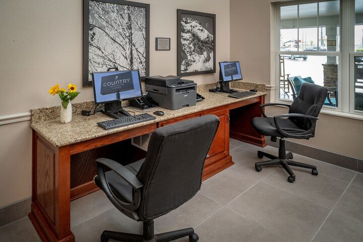 Business Center 41 of 42