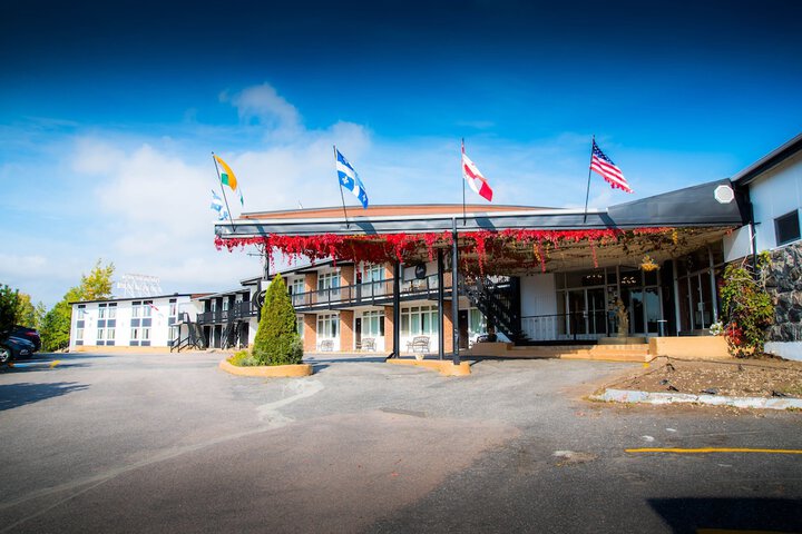 Hotel 4 of 35