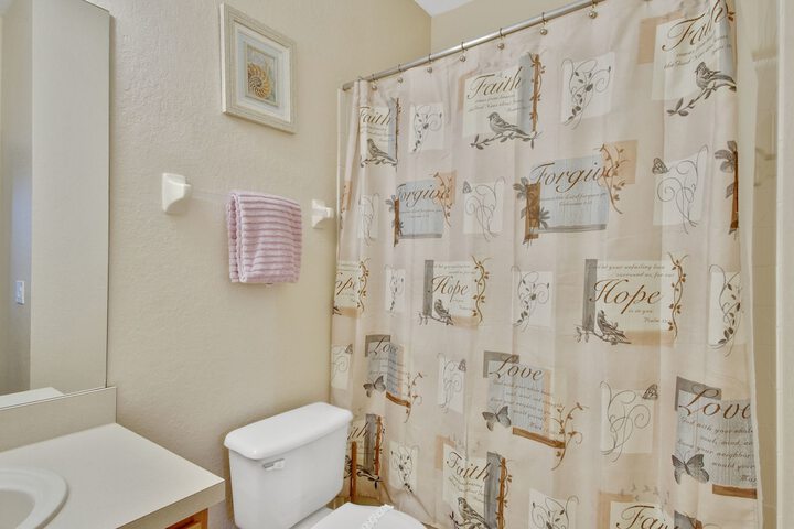 Room 15 of 25