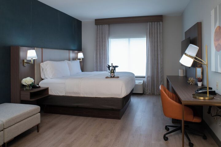 Room 30 of 44