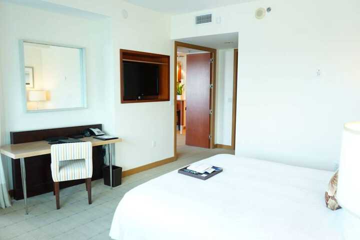 Room 9 of 15