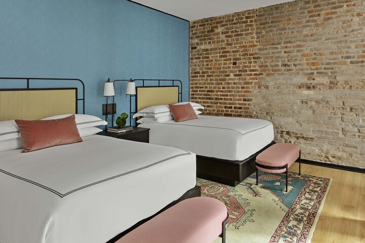 Room 56 of 150