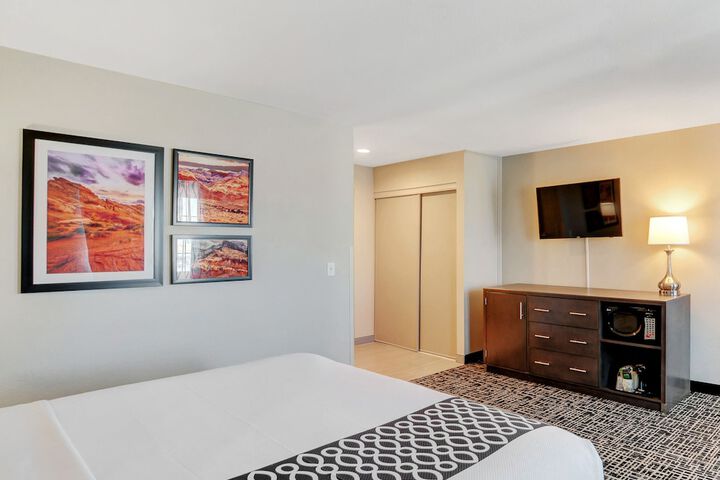 Room 18 of 50