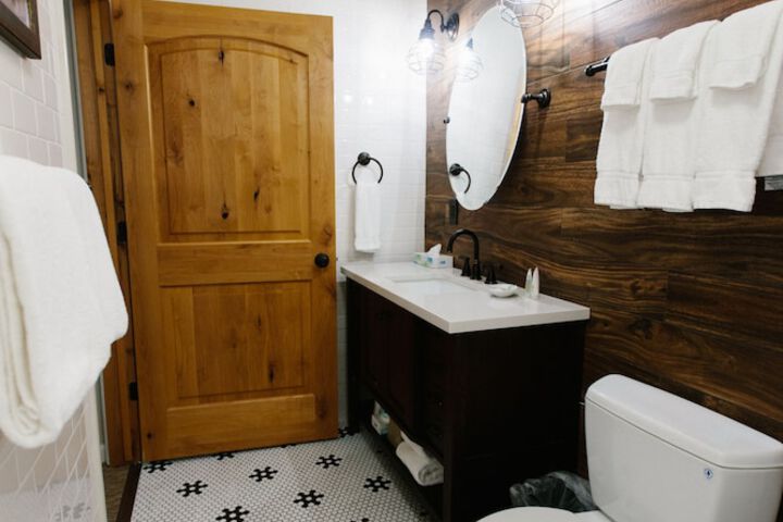 Room 21 of 64