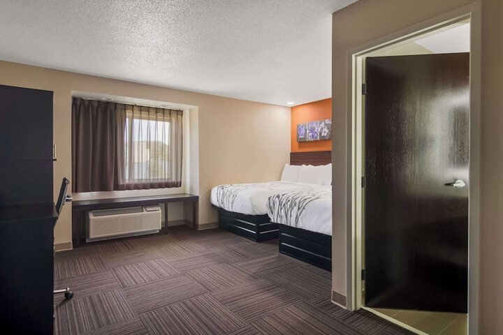Room 15 of 38