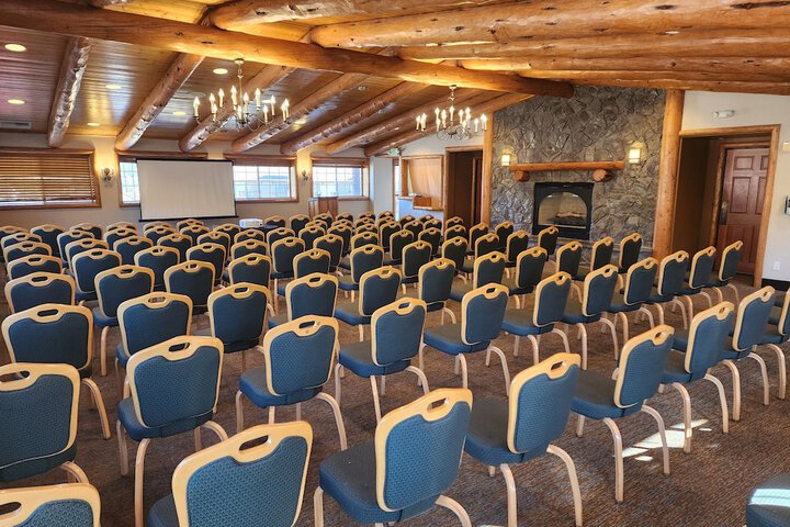 Holiday Inn Resort The Lodge at Big Bear Lake by IHG