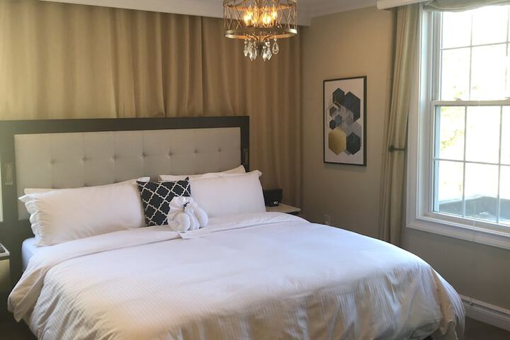 Room 49 of 117