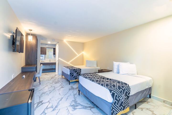 Room 16 of 34