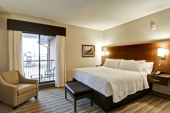Room 32 of 44