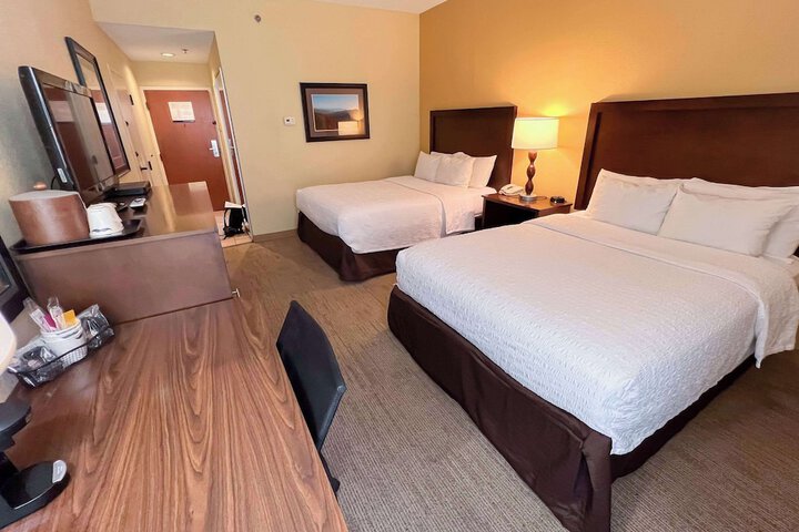 Room 22 of 40