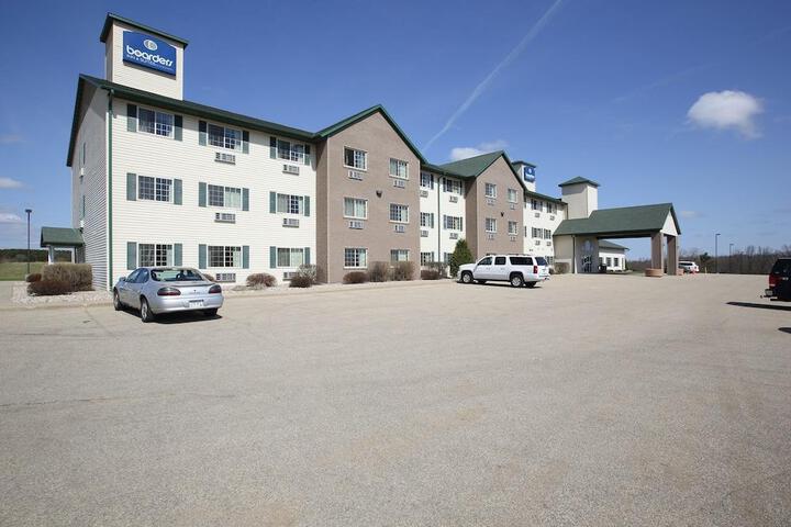 COMFORT INN & SUITES
