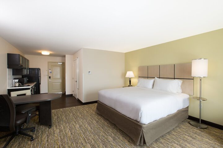 Room 36 of 38