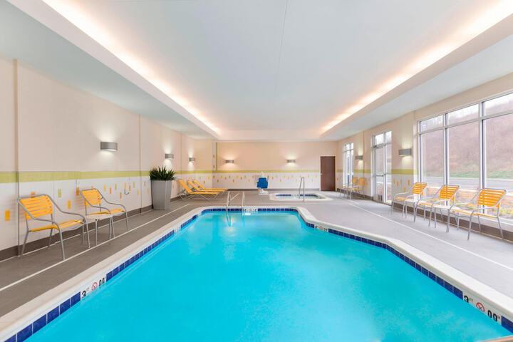 Pool 4 of 23