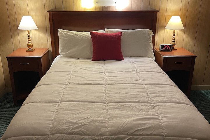 Room 30 of 36