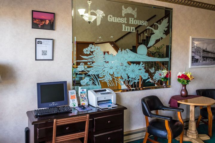 Guest House Inn Junction City