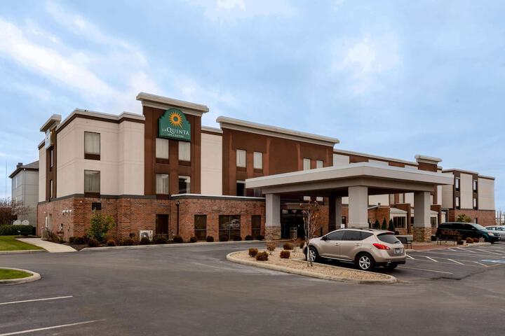 La Quinta Inn & Suites by Wyndham Columbus - Grove City