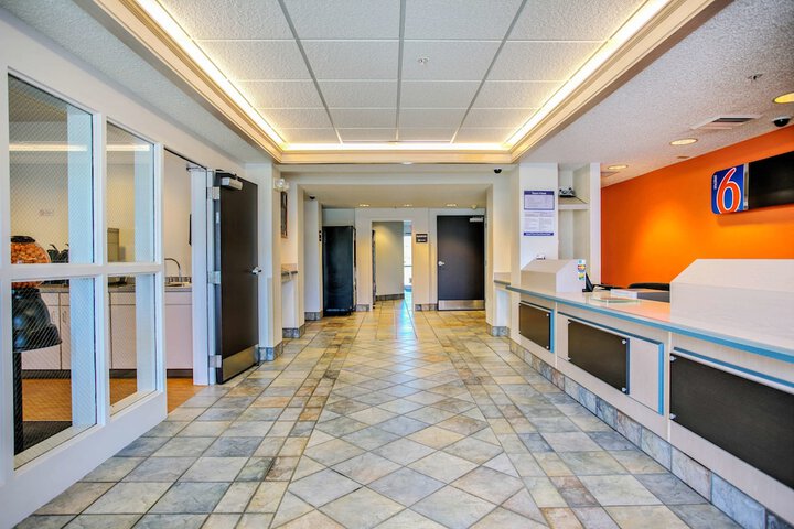 Hotel Interior 5 of 28