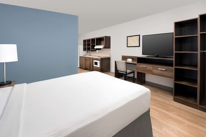 Room 12 of 24