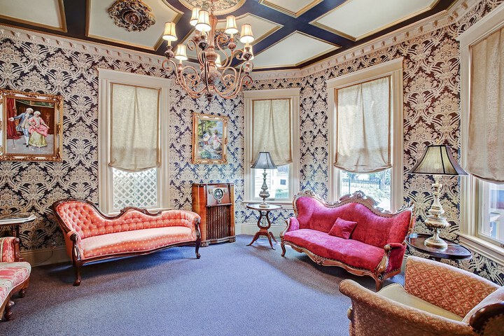 Hotel Interior 10 of 82