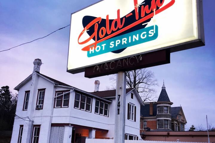 Alpine Inn
