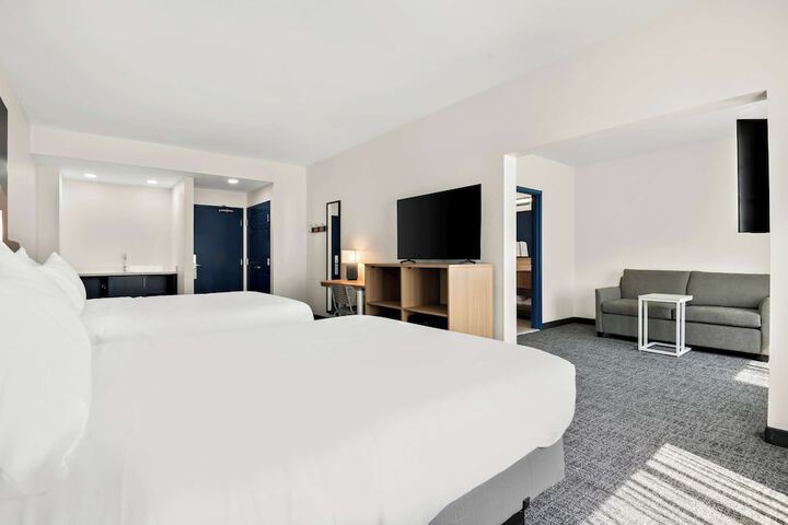 Room 14 of 31