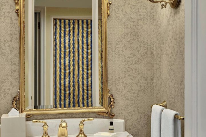 The Hotel Saskatchewan Autograph Collection