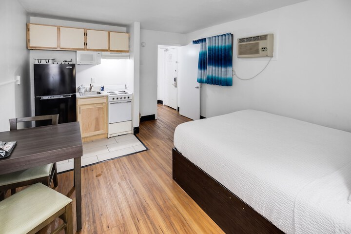 Room 29 of 74
