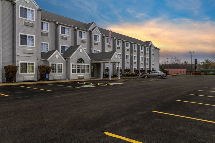 Quality Inn & Suites North Lima - Boardman