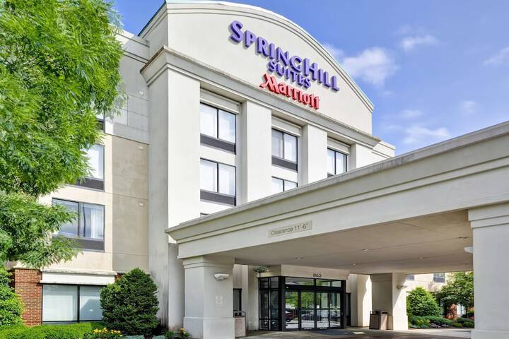Hotel 4 of 36