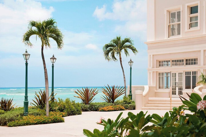 Moana Surfrider a Westin Resort & Spa, Waikiki Beach