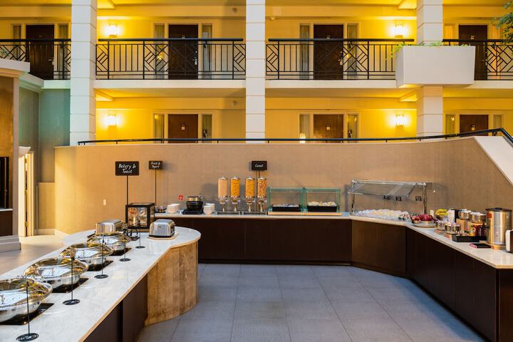 Embassy Suites by Hilton Piscataway Somerset