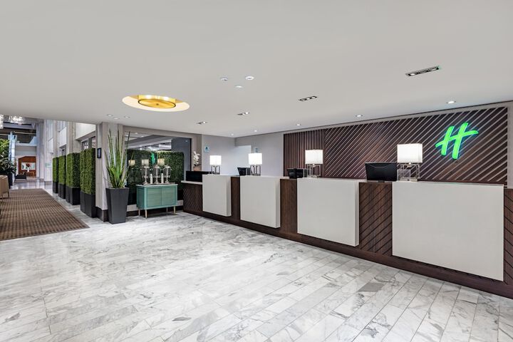 Holiday Inn Toronto Downtown Centre by IHG