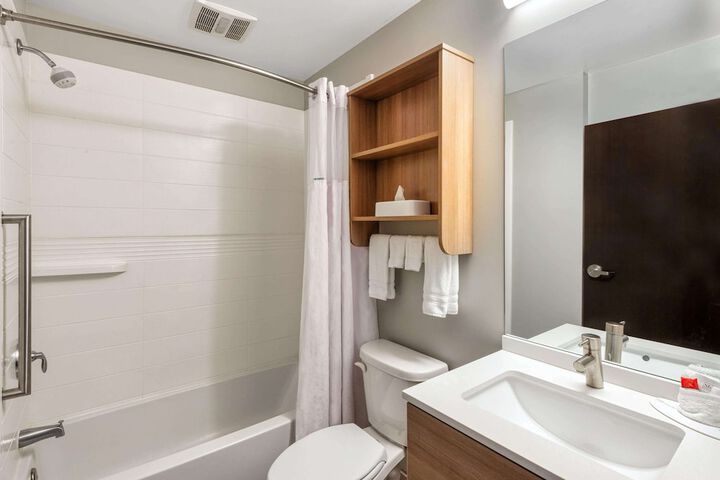 Room 19 of 29