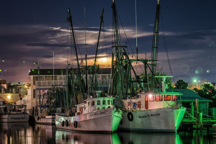 Shem Creek Inn