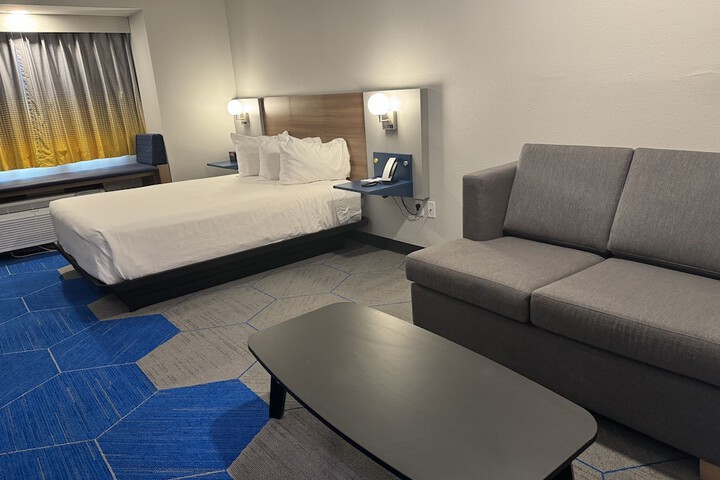 Room 41 of 50