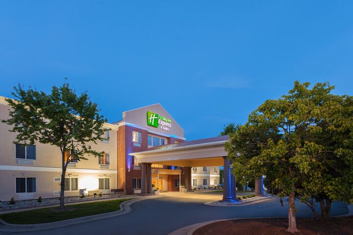 Hotel 2 of 48