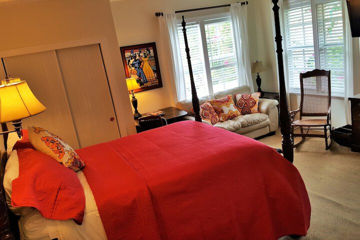 Room 77 of 392