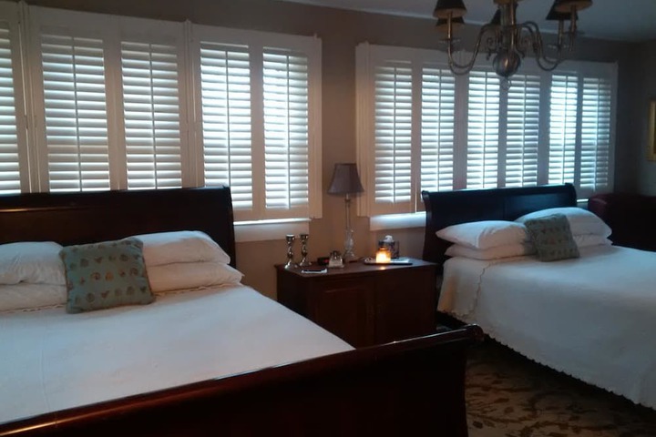 Room 14 of 18