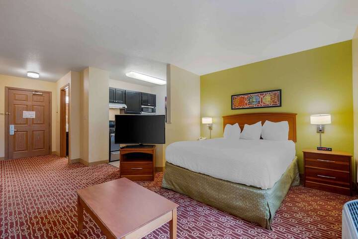 Room 19 of 34
