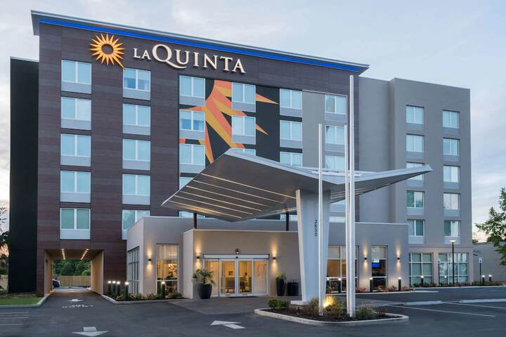 Hotel 3 of 51