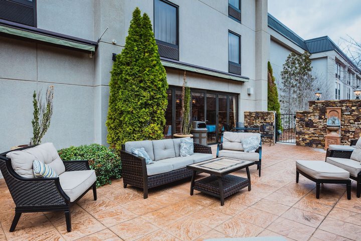Terrace/Patio 41 of 43