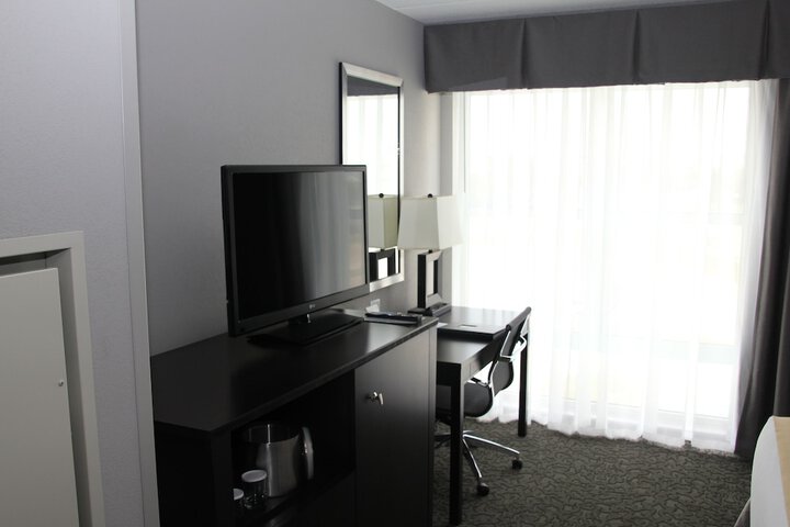 Room 48 of 103