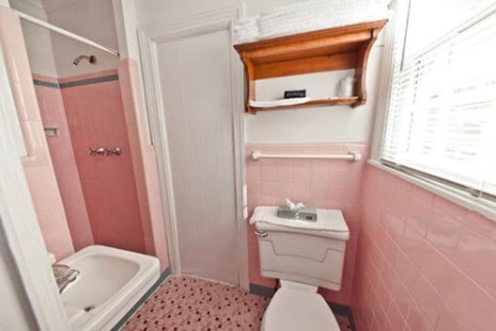 Room 11 of 63