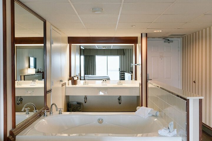 Bayshore Resort