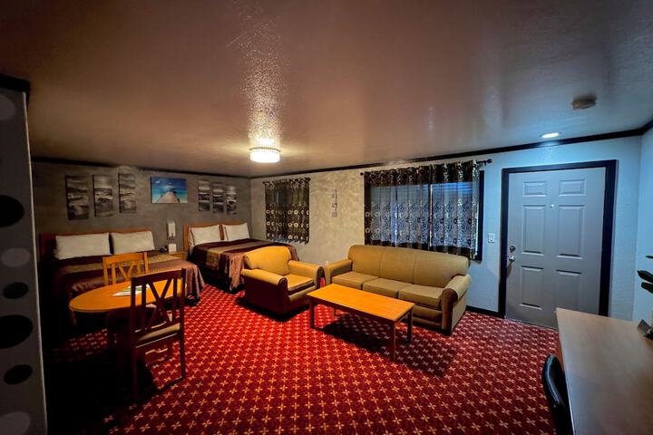 Room 19 of 49
