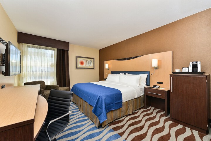 Room 26 of 47