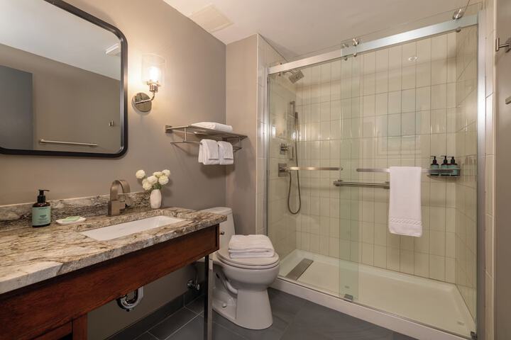 La Tourelle Inn & Spa