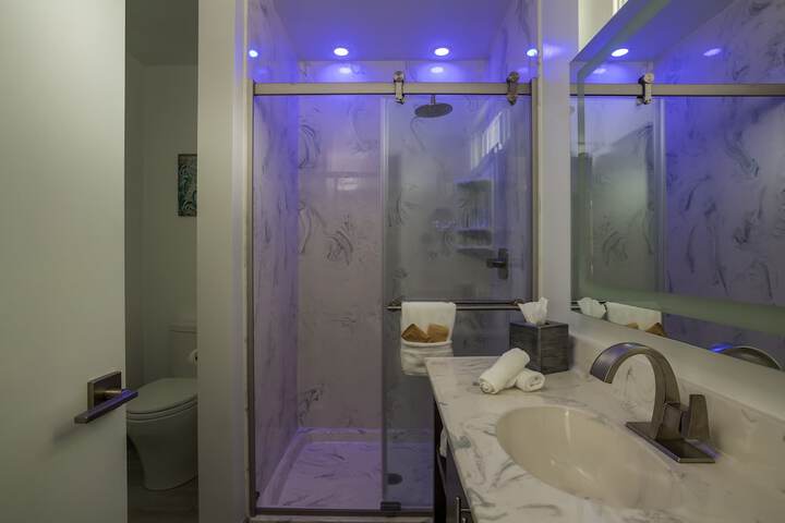 Room 20 of 38