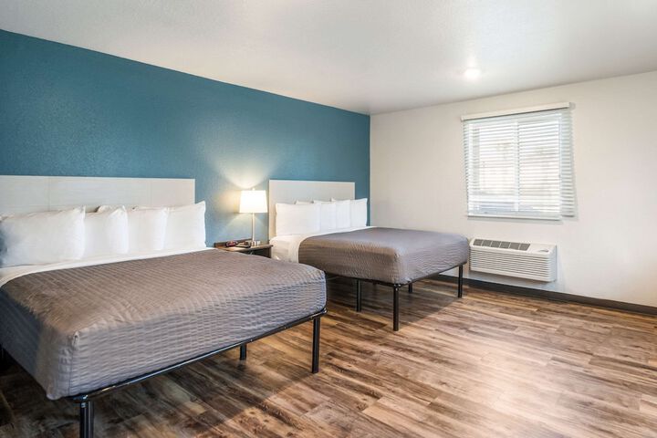 Room 18 of 25
