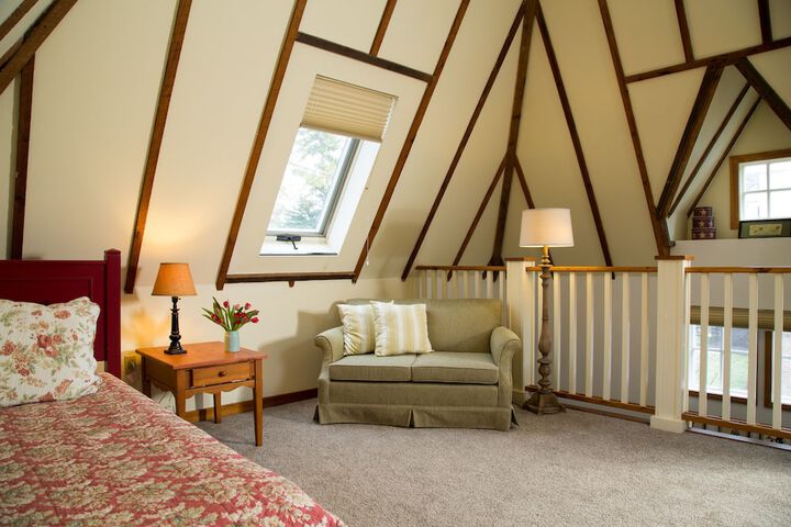 The Four Chimneys Inn